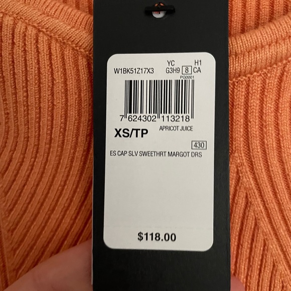 NWT Guess - Cap Sleeve Sweetheart dress (size xs) - Picture 5 of 5